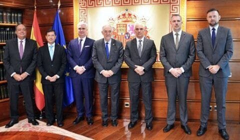 Ministro Alexandre de Moraes é recebido no Tribunal Constitucional espanhol