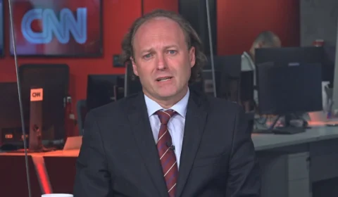 Prioridade total agora é combate a incêndios florestais na Amazônia e Pantanal, diz presidente do Ibama à CNN