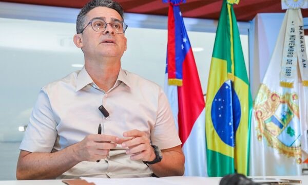 David Almeida tem 32,5%, Amom Mandel 21,0% e Roberto Cidade 15,0%, a 50 dias da eleição, diz Pontual