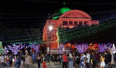 Iluminação da árvore de Natal e demais atrações do Mundo Encantado do Natal acontecem nesta sexta-feira (08/12), no Largo de São Sebastião