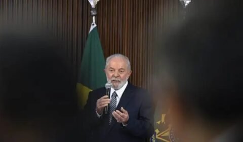 Lula assina acordo e encerra disputa de 40 anos em Alcântara