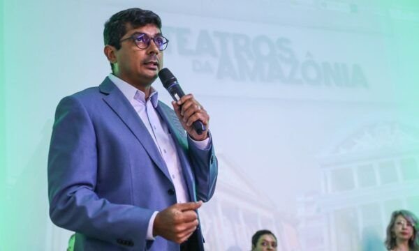 SEC inicia preparativo para Teatro Amazonas virar patrimônio mundial