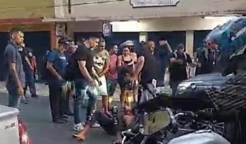 Urgente: assaltante de ônibus é espancado no Centro de Manaus