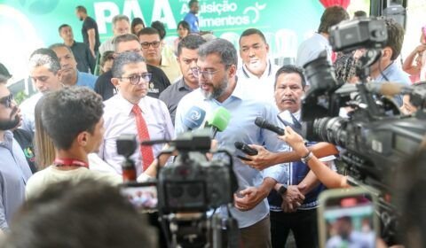 Wilson Lima entrega mais de 500 títulos definitivos de terra e ultrapassa os 2,6 mil entregues em sua gestão