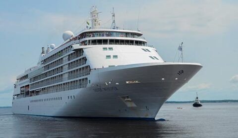 navio-turistas-1-capa