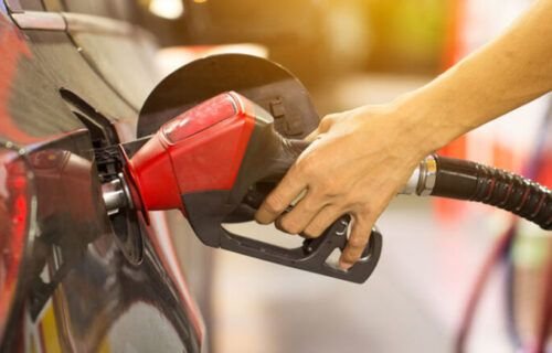 economia-gasolina-e-diesel-terao-aumento-de-12-centavos-nas-refinarias-2