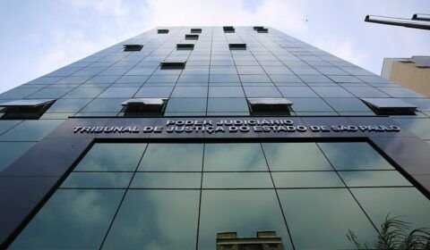 10313771693-5c917069da-c