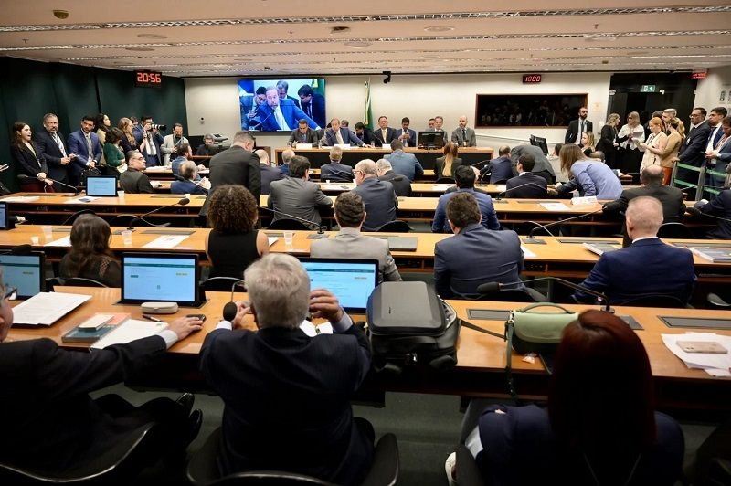 cme-da-camara-dos-deputados-recebe-o-ministro-de-minas-e-energia-alexandre-silveira-em-19-6-2024-foto-ricardo-botelho_mme-1536x1022