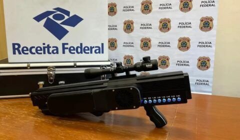 fuzil_apreendido_com_homem_nos_correios