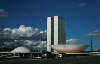 monumentos_brasilia_cupula_plenario_da_camara_dos_deputados3103201337