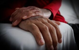 foto-maos-queimadura-scaled