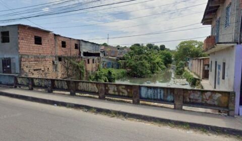 homem-espancado-e-jogado-de-ponte