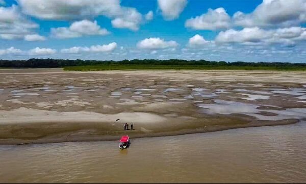 seca-no-solimoes-amazonas