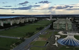 brasilia_60_anos_esplanada_dos_ministerios_0420202390_2