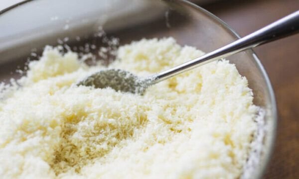 bowl-with-shredded-coconut