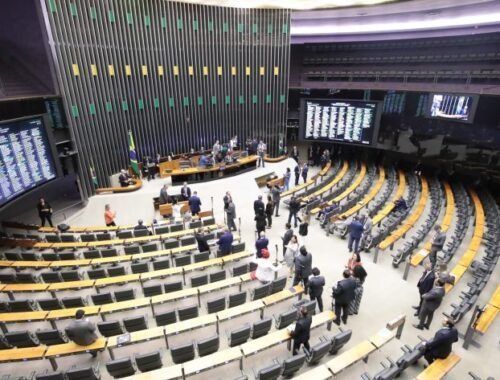 congresso-aprova-lei-de-diretr