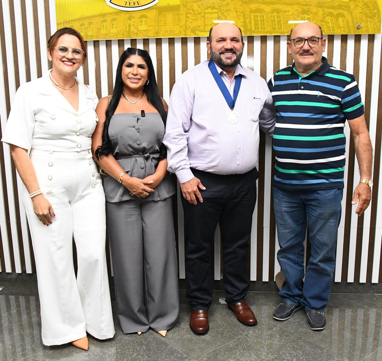 nicson-marreira-recebe-titulo-