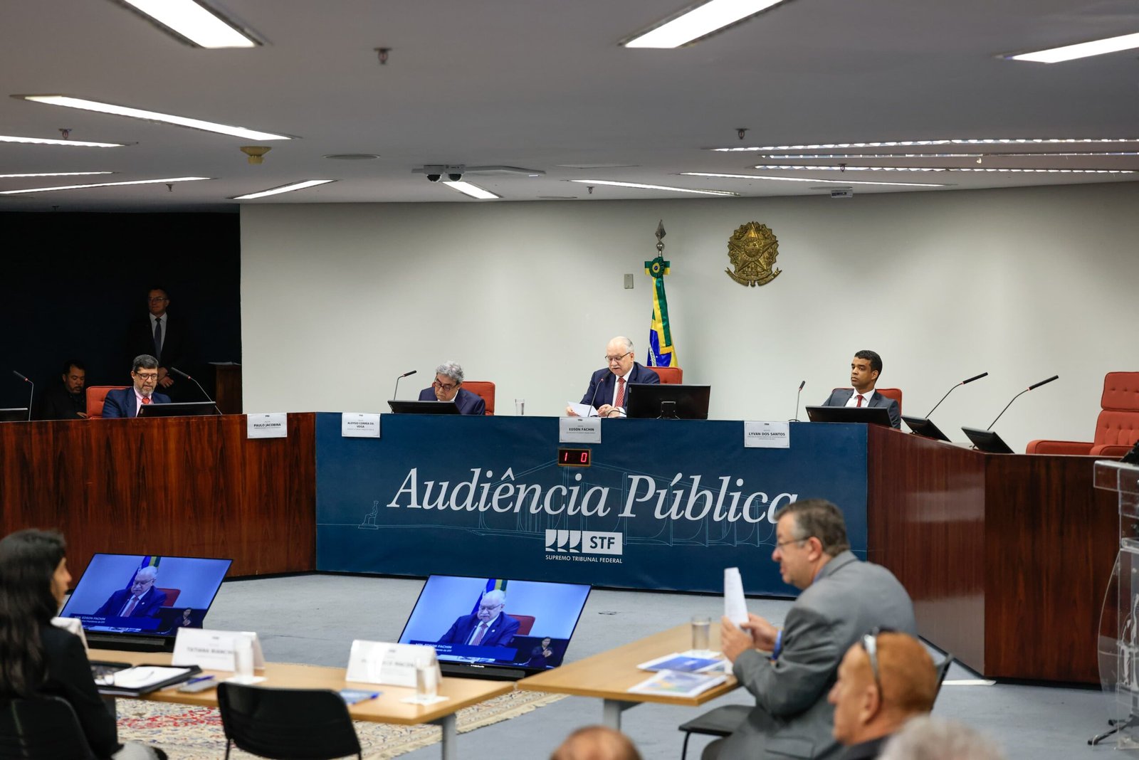 stf-realiza-debate-sobre-vincu