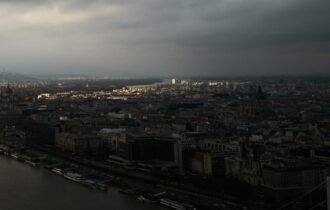 temporal-derruba-pavilhao-e-de