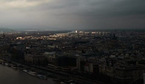 temporal-derruba-pavilhao-e-de