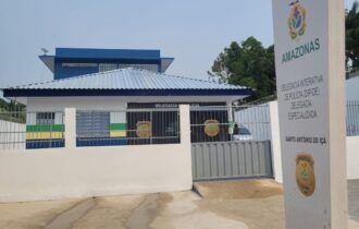 mulher-e-adolescente-sao-preso