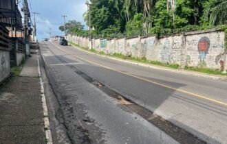 Águas de Manaus é multada em meio milhão por falhas na recomposição asfáltica
