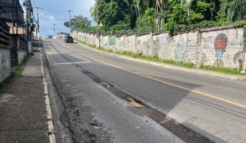 Águas de Manaus é multada em meio milhão por falhas na recomposição asfáltica
