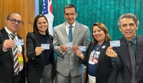 jornalistas-se-mobilizam-em-br