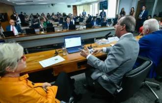 pec-do-fim-da-reeleicao-para-c