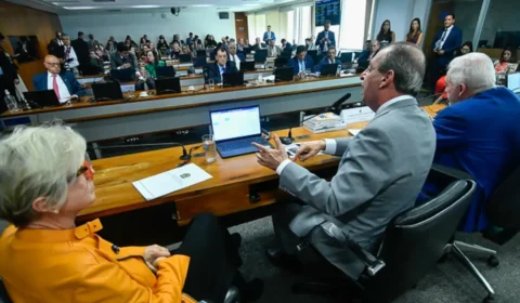 pec-do-fim-da-reeleicao-para-c