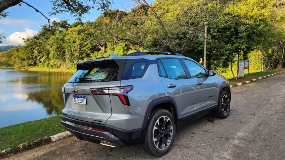 chevrolet-equinox-turbo-2025-r