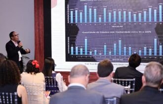 comite-educacao-primeiro-dia-scaled