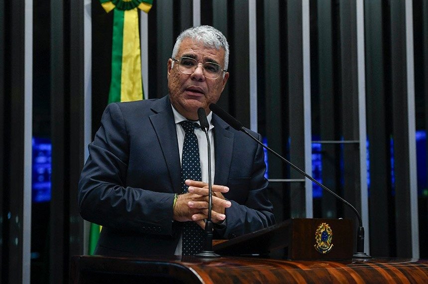 girao-diz-que-votara-contra-au