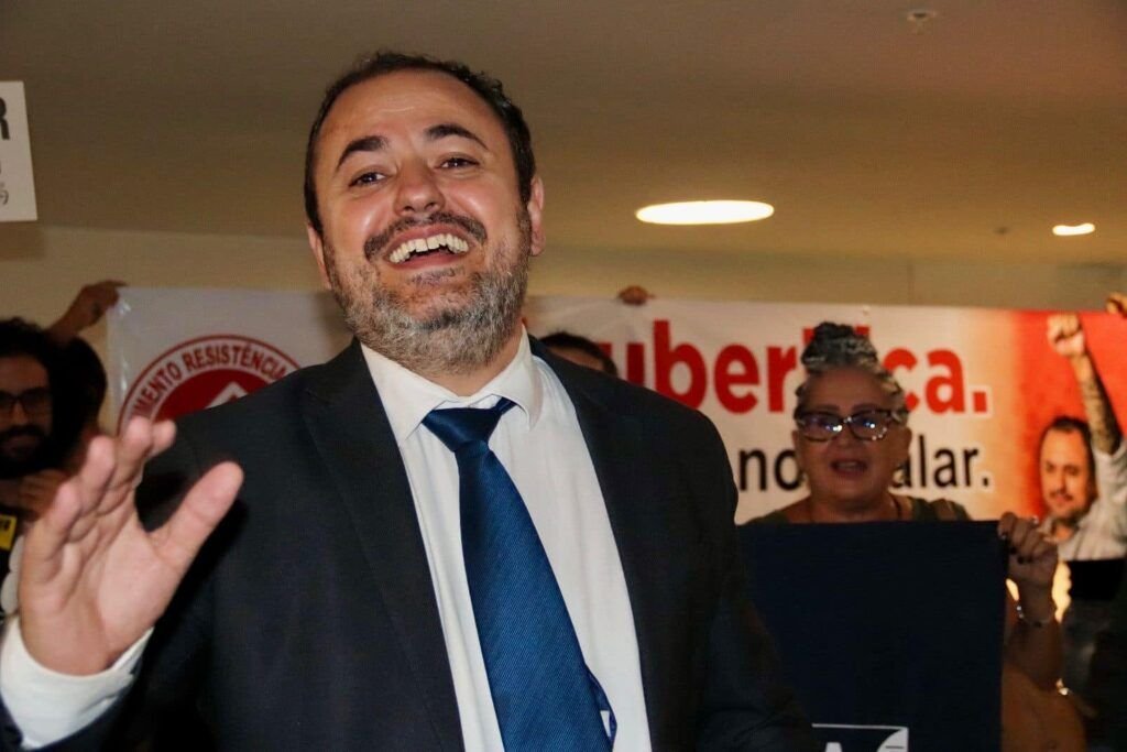 glauber_fica_redes