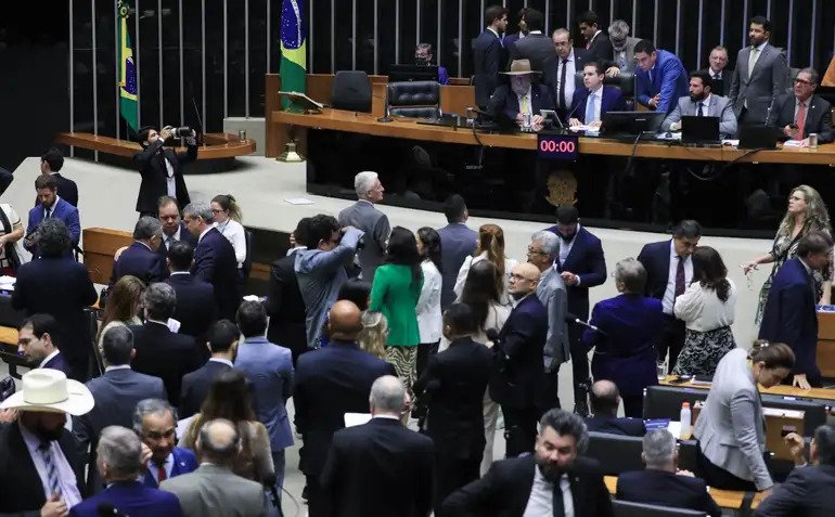 lula3803