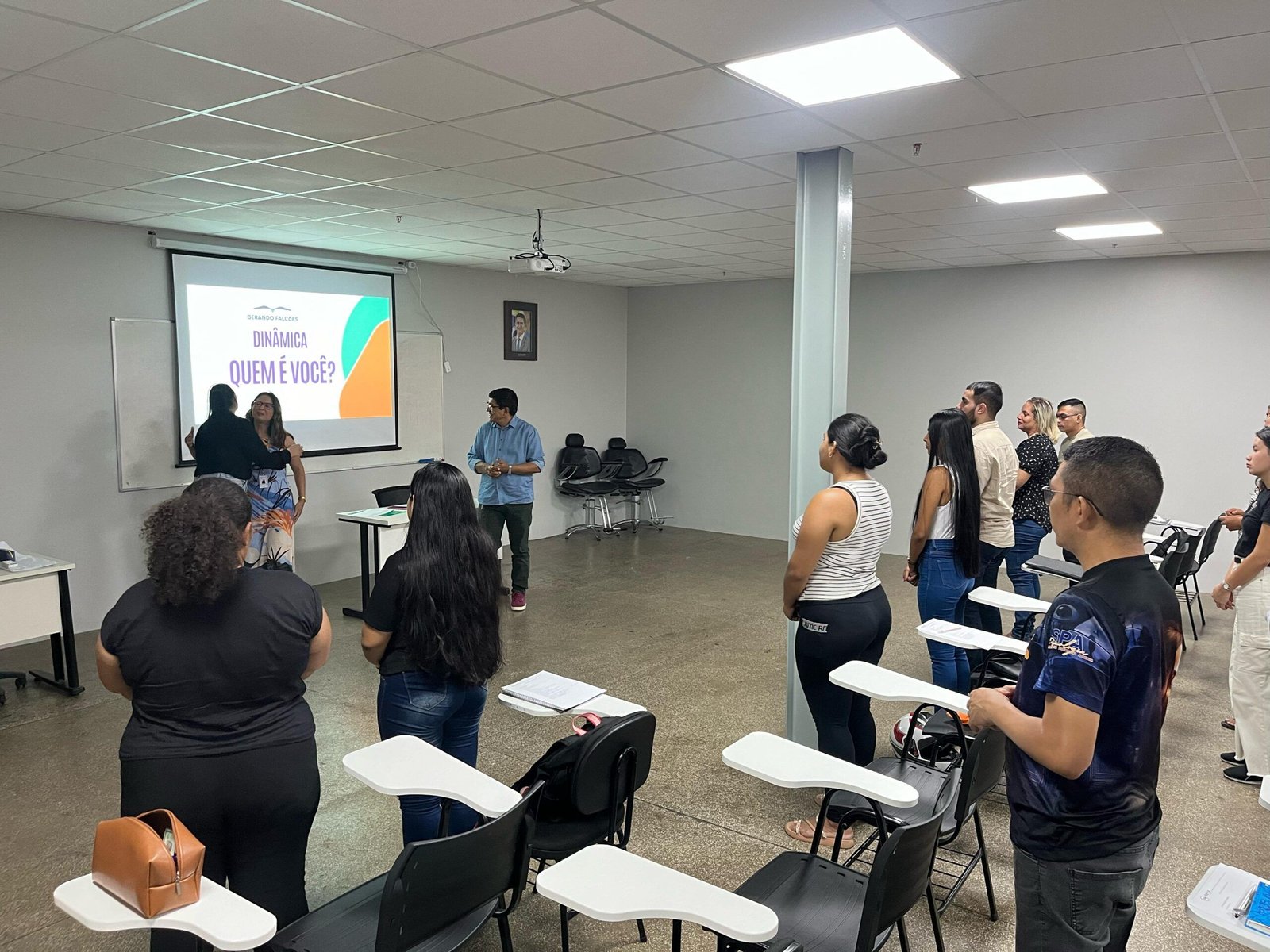 prefeitura-de-manaus-abre-80-v