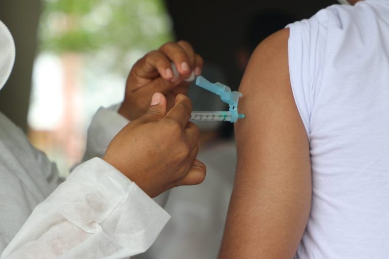 vacinacao-contra-gripe-alcanca