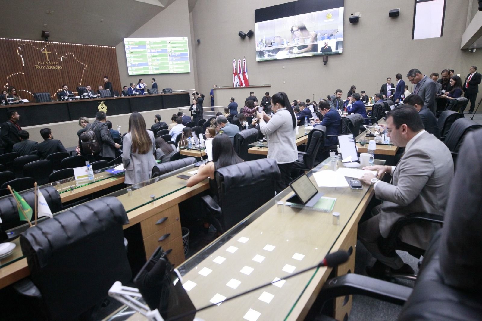 assembleia-legislativa-do-amazonas-aprova-proposta-da-lei-de-diretrizes-orcamentarias-de-2026-foto-danilo-mello-aleam