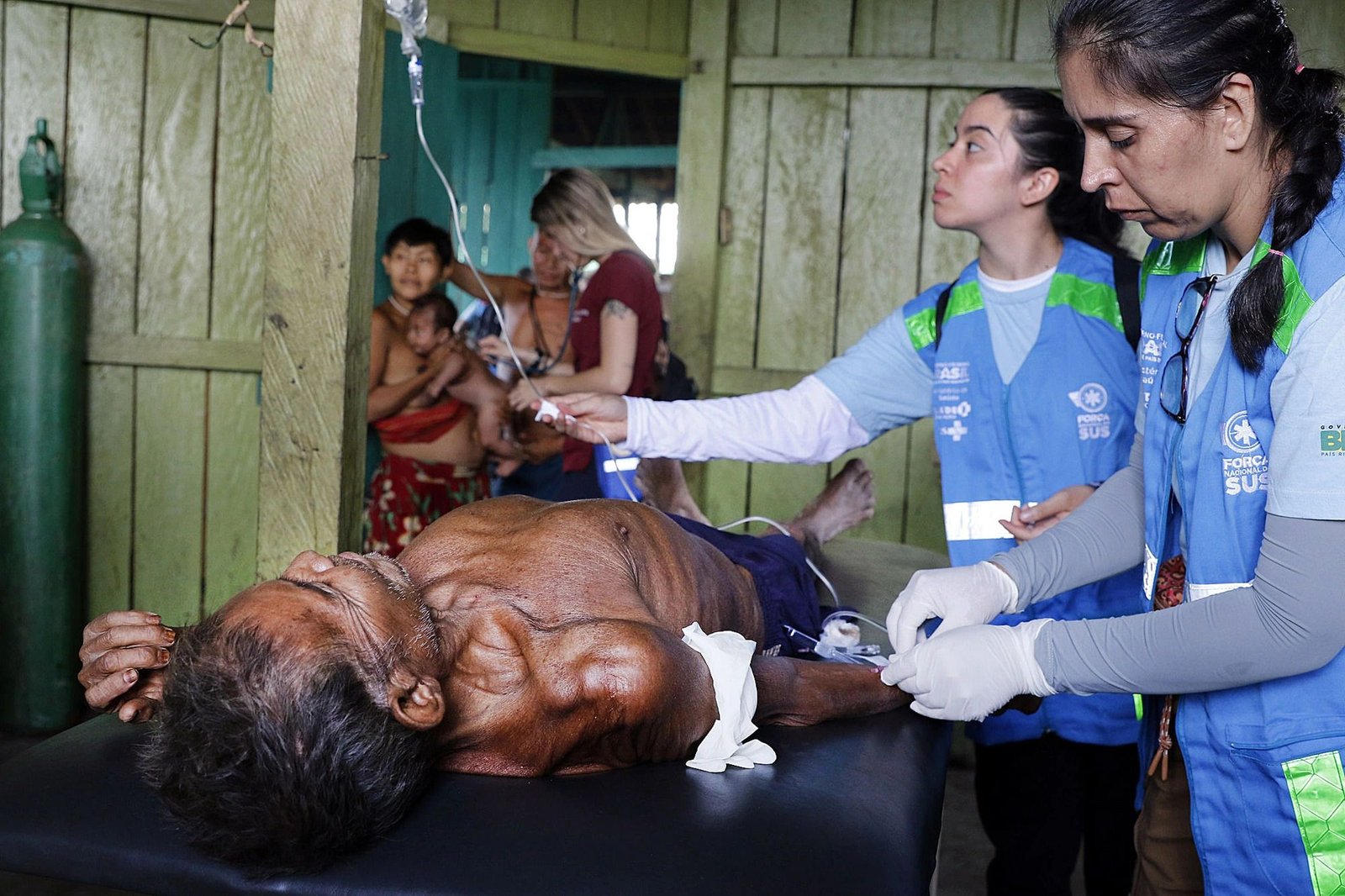 radis-259_reportagem_saudue-indigena_por-que-a-situacao-dos-yanomami-nao-mudou_2