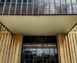 brasileiros-sacaram-r-360-milh