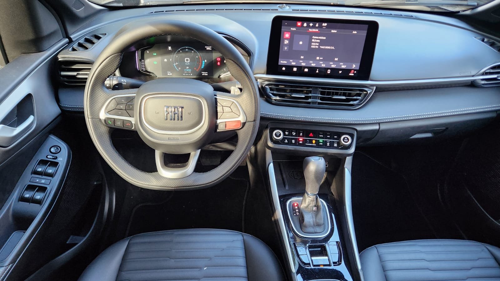 fiat-fastback-2025-hibrido-ofe