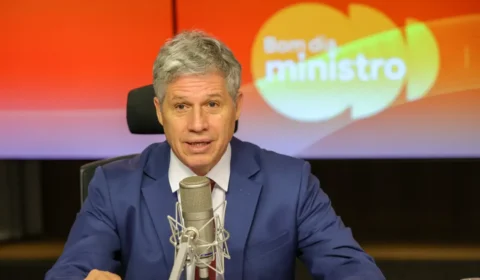 ministro-rebate-criticas-a-alt