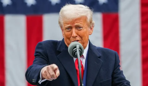 2025-04-02t203312z_419641593_rc2wpda4g660_rtrmadp_3_usa-trump-tariffs