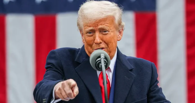 2025-04-02t203312z_419641593_rc2wpda4g660_rtrmadp_3_usa-trump-tariffs