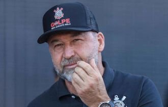 augusto-melo-e-ex-dirigentes-d