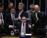 camara-aprova-urgencia-para-pr