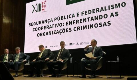 diretor-geral-da-pf-discute-en