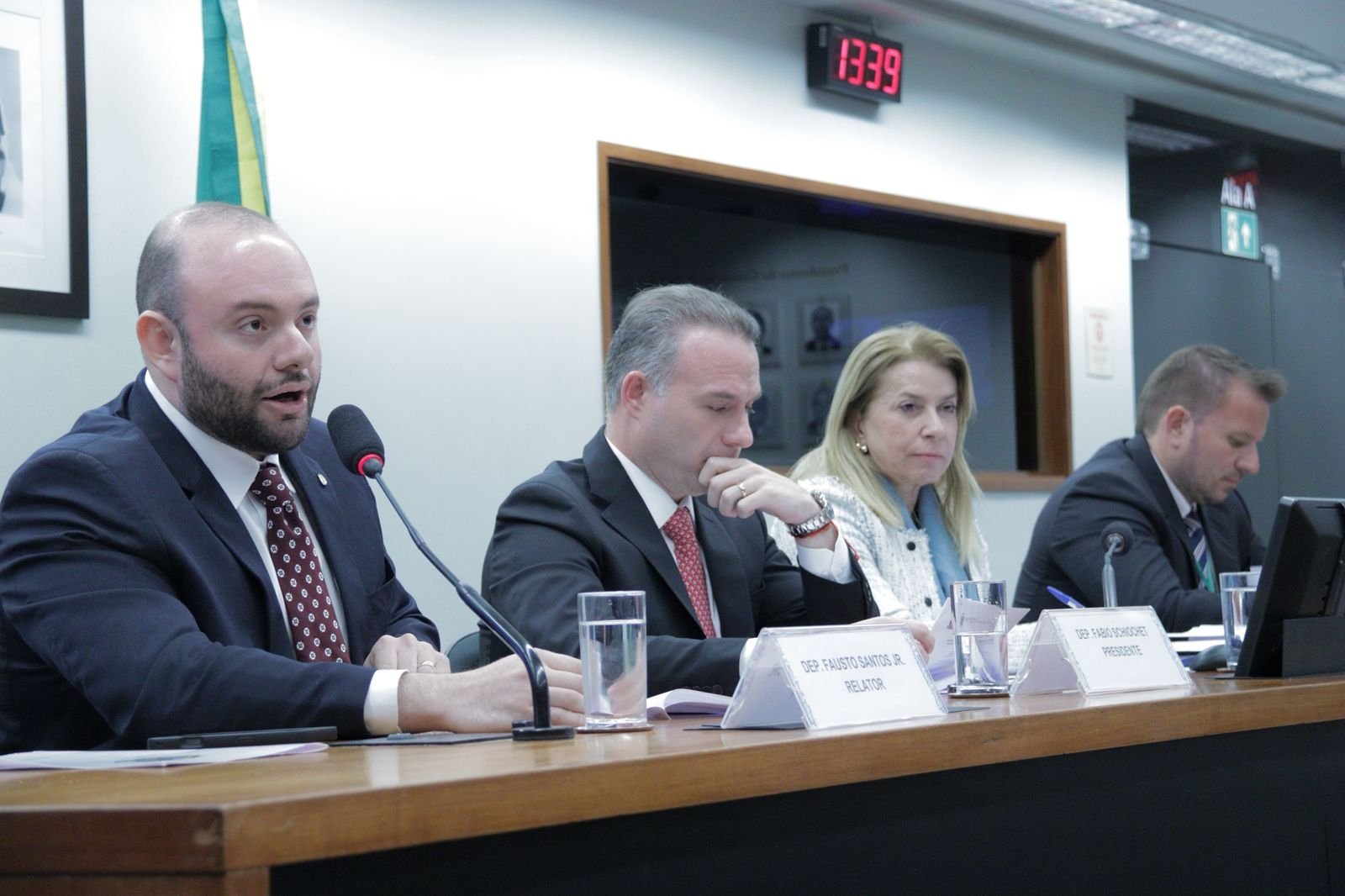 fausto-diz-que-desistencia-de-
