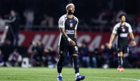 memphis-depay-se-torna-um-fard