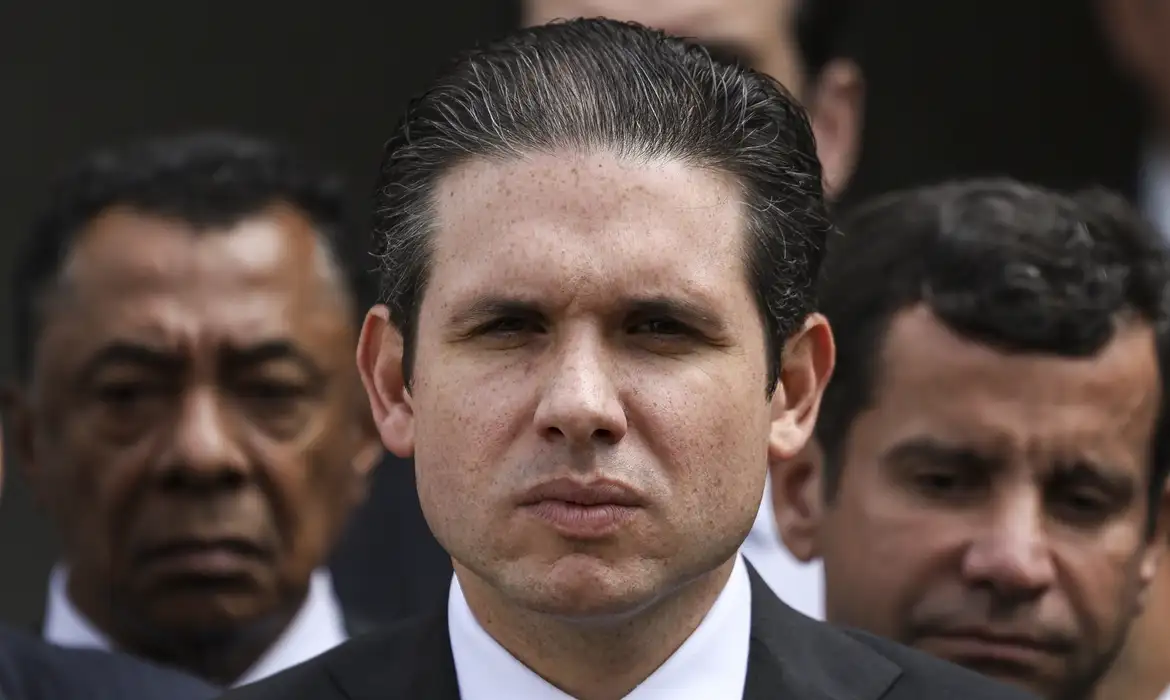 oposicao-vai-a-camara-mas-hugo